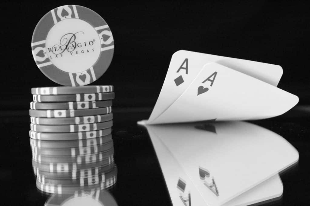 Jouer au poker avec des jetons