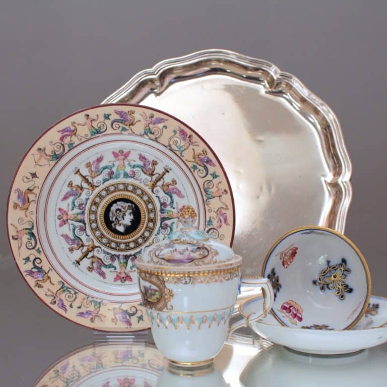 La décoration sur porcelaine, métier d’art à part entière