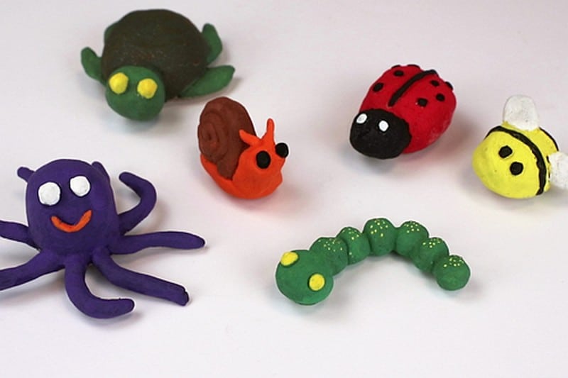 Formes d’animaux réalisées avec de la pâte à sel