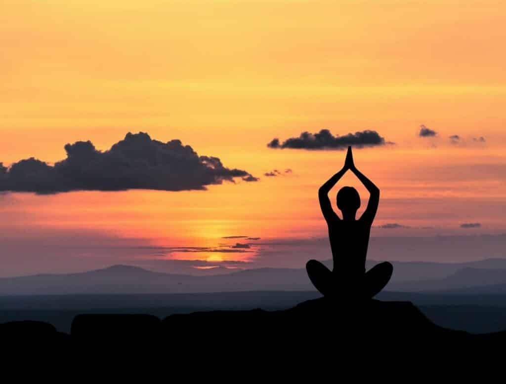 Le yoga invite à l'exploration intérieure