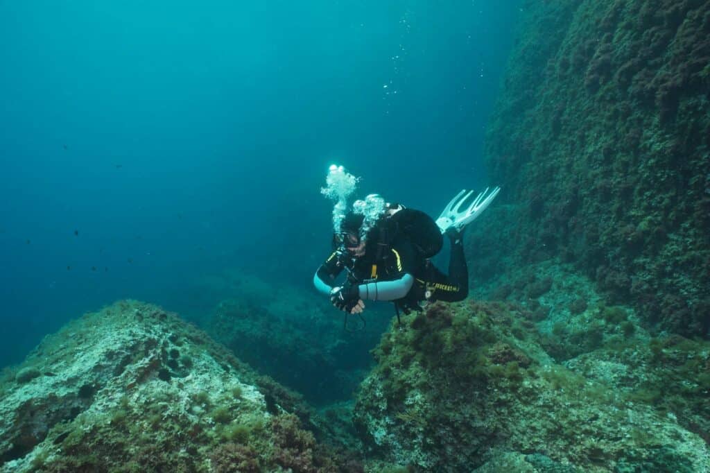 Baptême de plongée en bord de mer