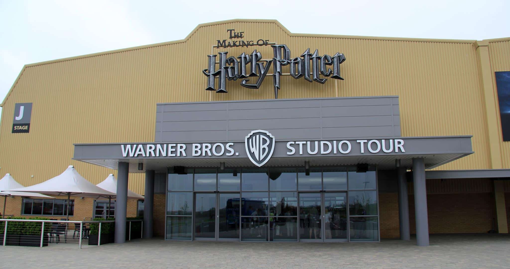 warner bros studio tour arrive early