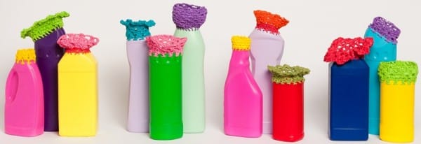 Recycler des bouteilles de produits ménagers en vase