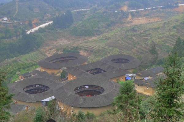 Visiter les fameuses maisons rondes Hakkas de la Province du Fujian : les Tulous