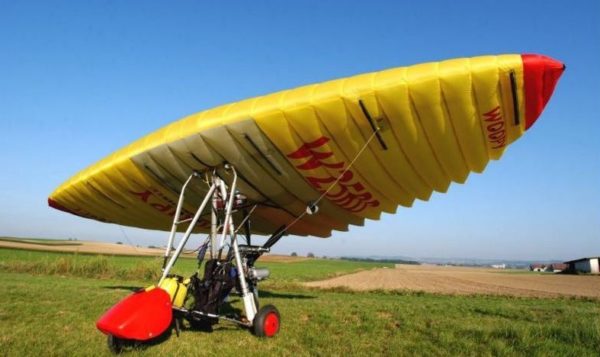 Le Woopy Fly, entre parapente et delta