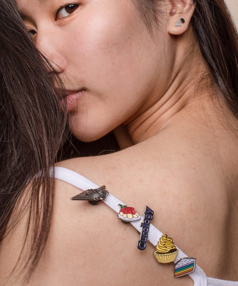 Collectionner des pin’s, encore des adeptes