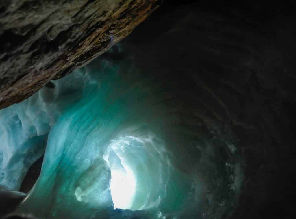 La grotte de glace Eisriesenwelt en Autriche est la plus grande grotte de glace sur Terre