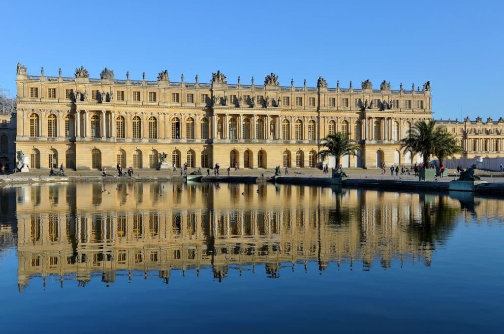 Le château de Versailles est un monument historique