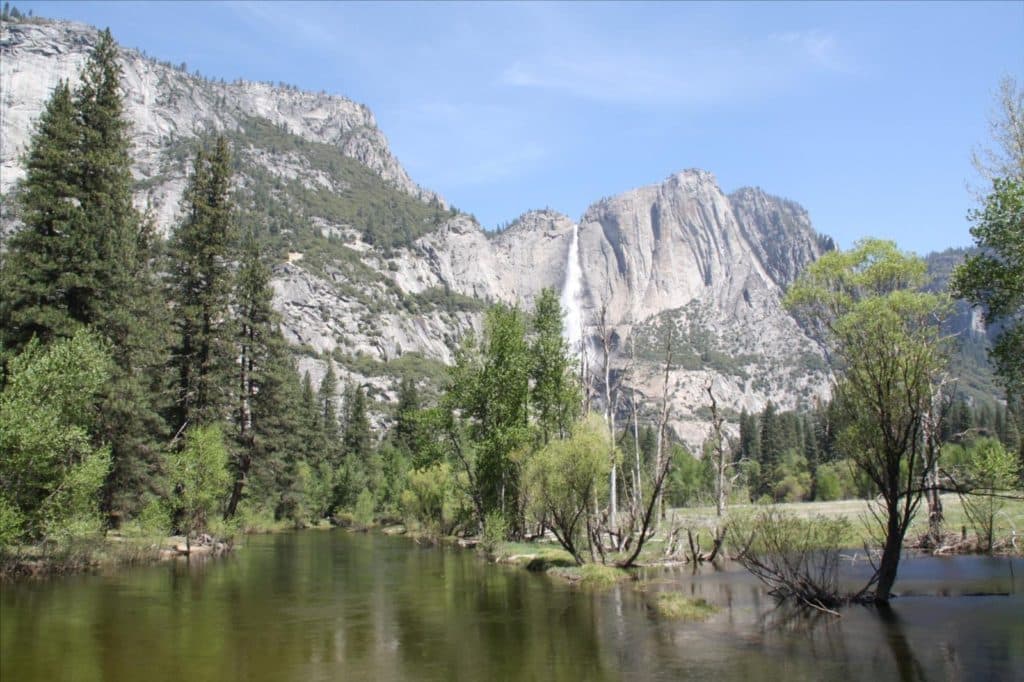 Merced River dans le Yosemite National Park