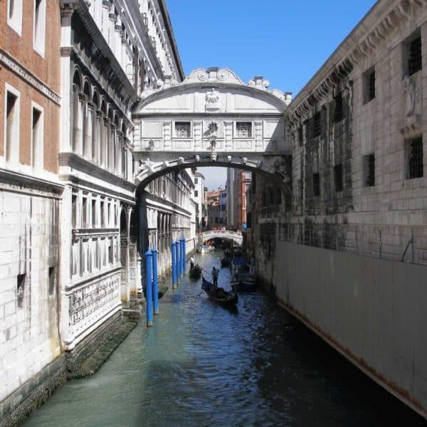 Pont des Soupirs à Venise