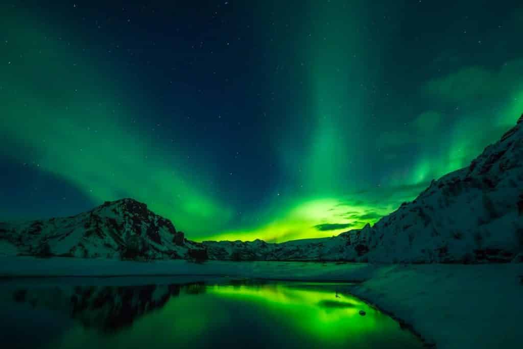 Spectaculaires aurores boréales en Islande