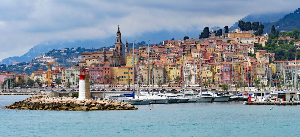 Station balnéaire de Menton (Côte d'Azur)