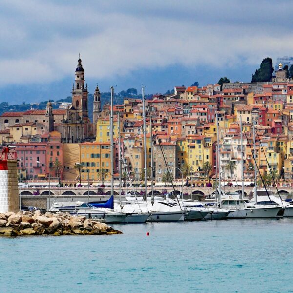 Station balnéaire de Menton (Côte d'Azur)