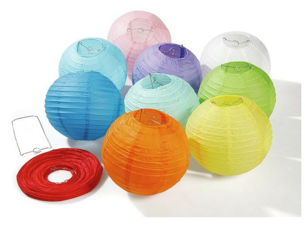 Création artisanale d’une lanterne en papier pour une fête