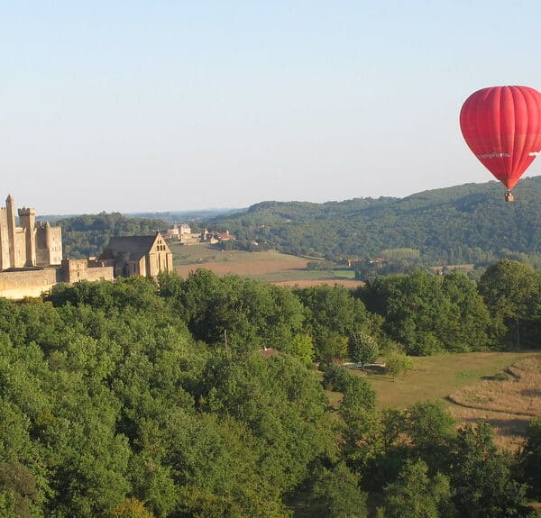 Châteaux en vallée de la Vézère et vallée l'Auvézère en Périgord