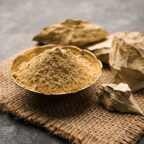 Bentonite de haute pureté présentée sous forme de poudre fine